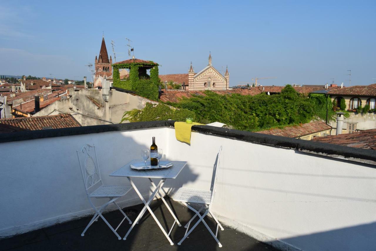 Appartement La Soffitta Bohemien à Vérone Extérieur photo