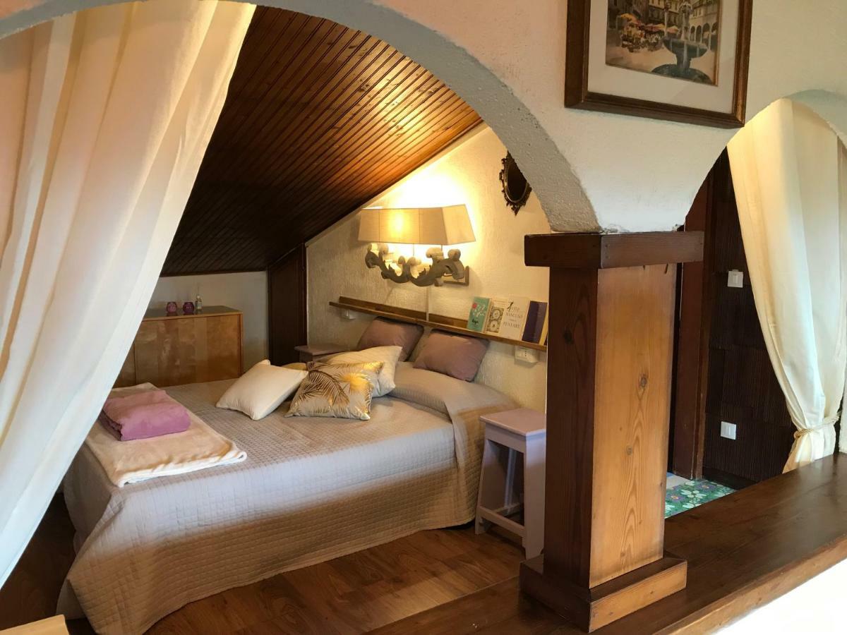 Appartement La Soffitta Bohemien à Vérone Extérieur photo